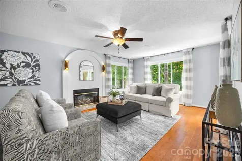 7057 Mariners Court Tega Cay SC 29708