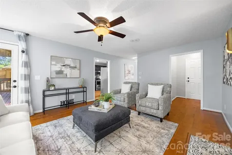 7057 Mariners Court Tega Cay SC 29708