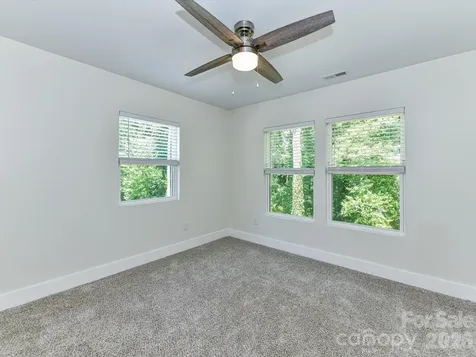 2369 Glenwood Street Kannapolis NC 28083