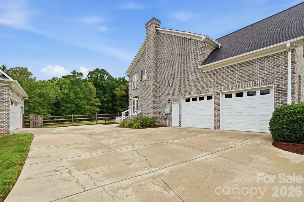 4561 Chanel Court Concord NC 28025