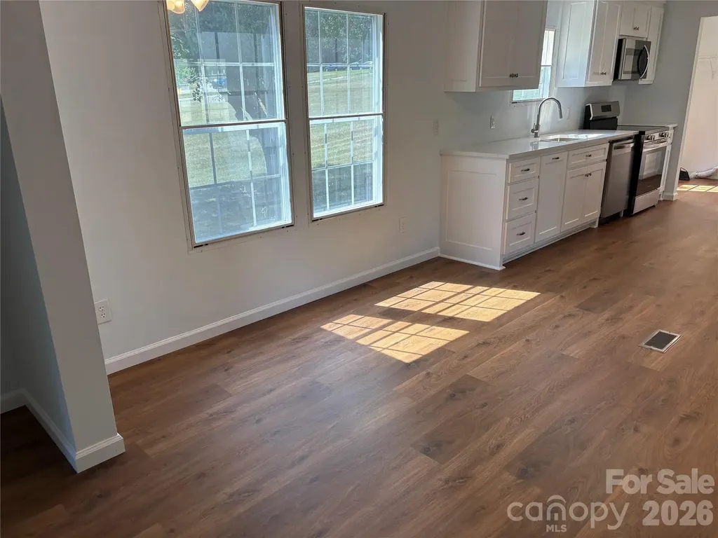 559 School Drive Taylorsville NC 28681
