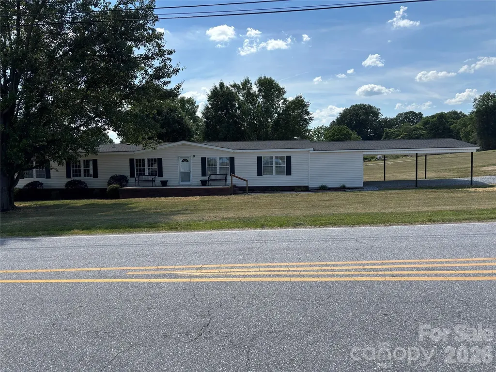 559 School Drive Taylorsville NC 28681
