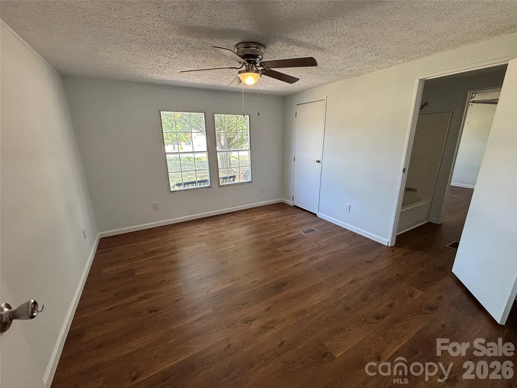 559 School Drive Taylorsville NC 28681