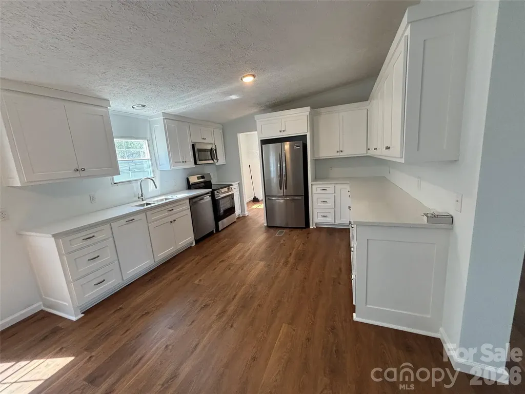 559 School Drive Taylorsville NC 28681