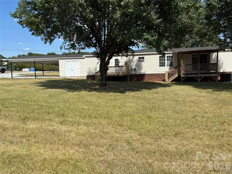 559 School Drive Taylorsville NC 28681