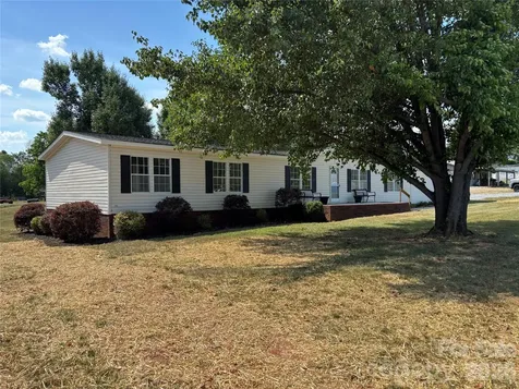 559 School Drive Taylorsville NC 28681