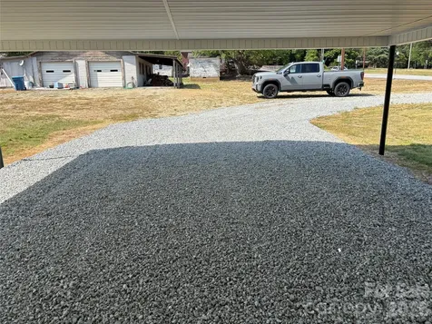 559 School Drive Taylorsville NC 28681