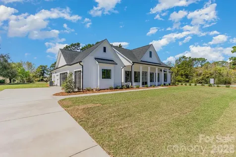 512 Barefoot Lane Clover SC 29710