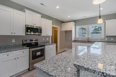 512 Barefoot Lane Clover SC 29710
