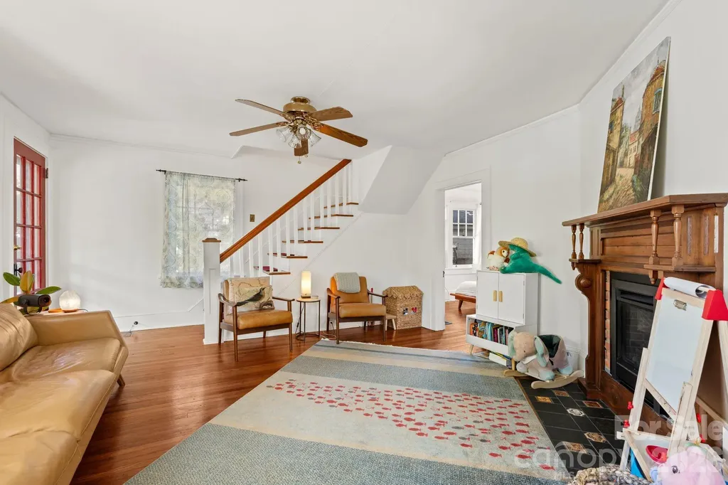 238 Forest Hill Drive Asheville NC 28803