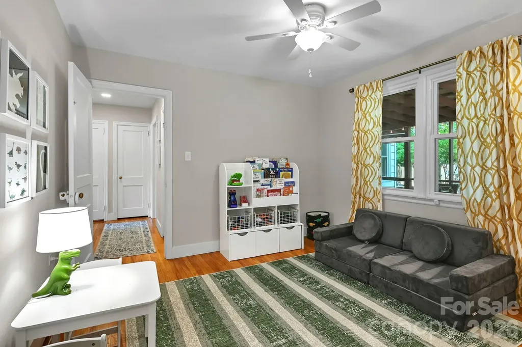 32 Central Avenue Weaverville NC 28787