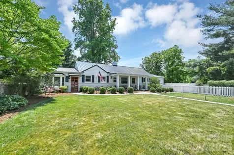 32 Central Avenue Weaverville NC 28787