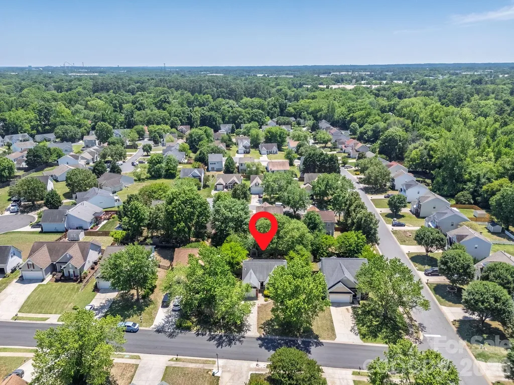 13908 Mcgloughlin Way Court Charlotte NC 28273
