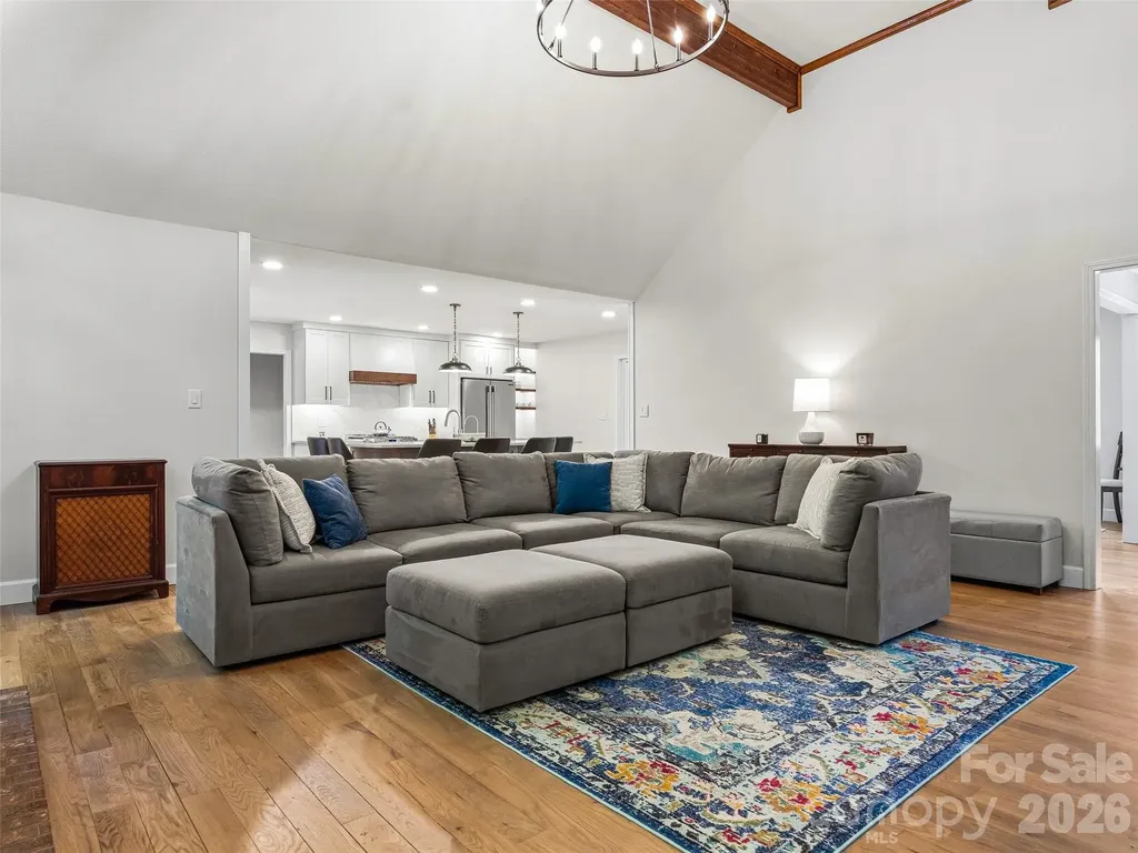 18 High Bluff Drive Weaverville NC 28787