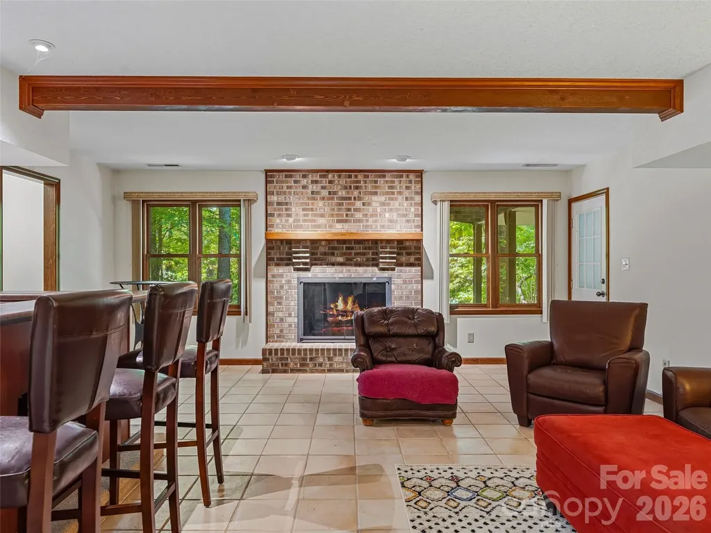 18 High Bluff Drive Weaverville NC 28787