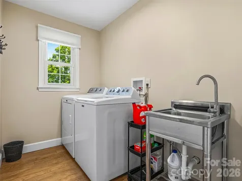 18 High Bluff Drive Weaverville NC 28787
