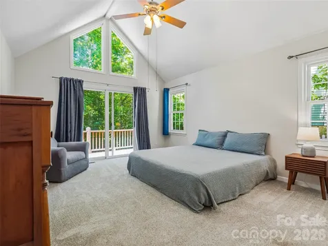 18 High Bluff Drive Weaverville NC 28787