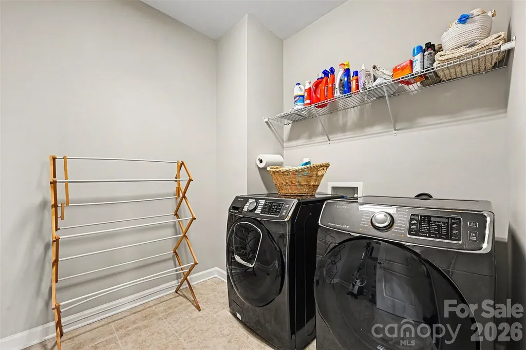 2507 Lochview Street Pineville NC 28134