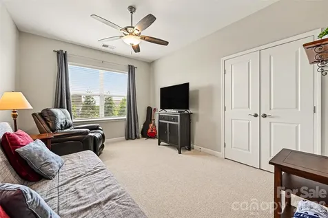 2507 Lochview Street Pineville NC 28134
