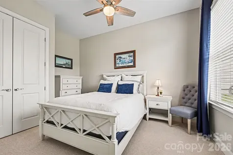2507 Lochview Street Pineville NC 28134