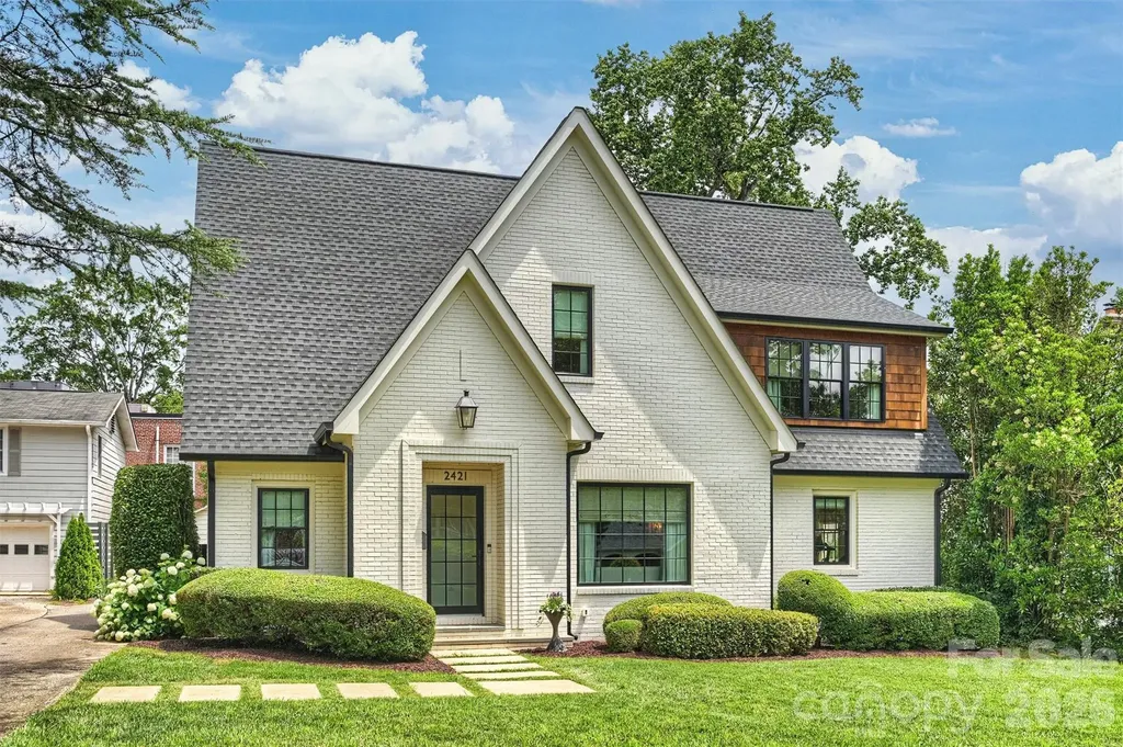 2421 Hassell Place Charlotte NC 28209