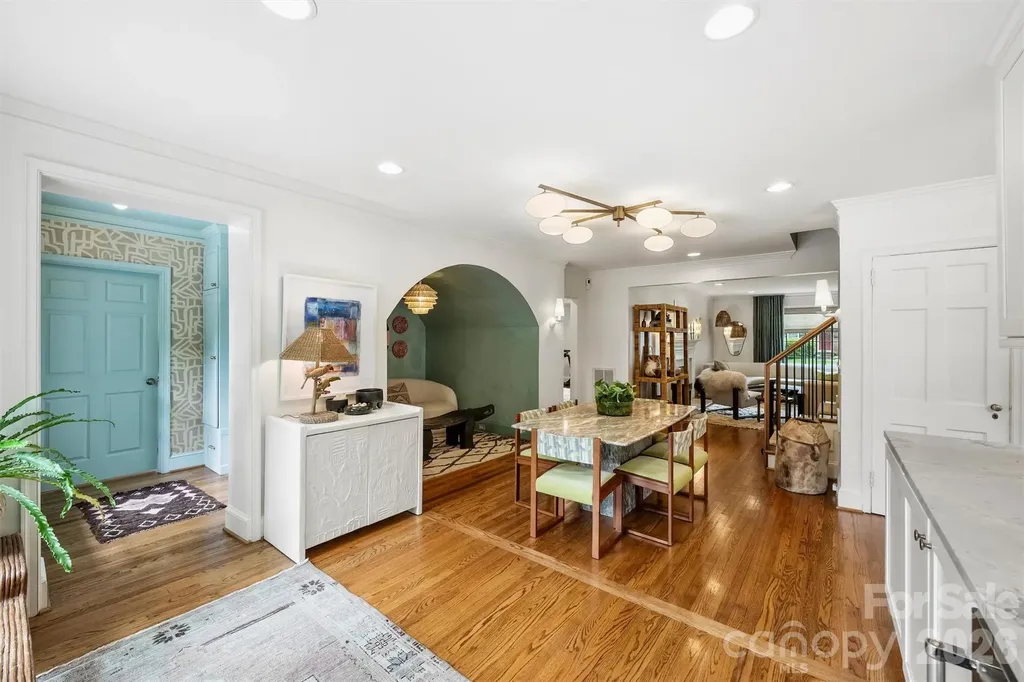 2421 Hassell Place Charlotte NC 28209