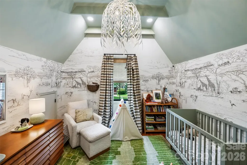 2421 Hassell Place Charlotte NC 28209