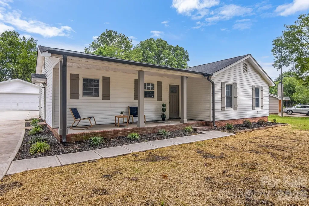 12101 Charing Grove Lane Charlotte NC 28273