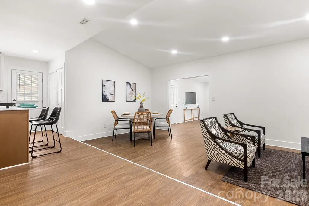 12101 Charing Grove Lane Charlotte NC 28273