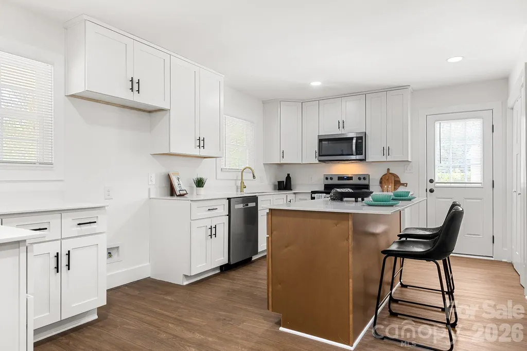 12101 Charing Grove Lane Charlotte NC 28273