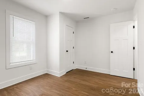 12101 Charing Grove Lane Charlotte NC 28273