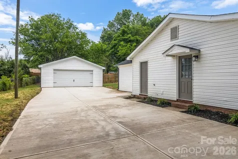 12101 Charing Grove Lane Charlotte NC 28273