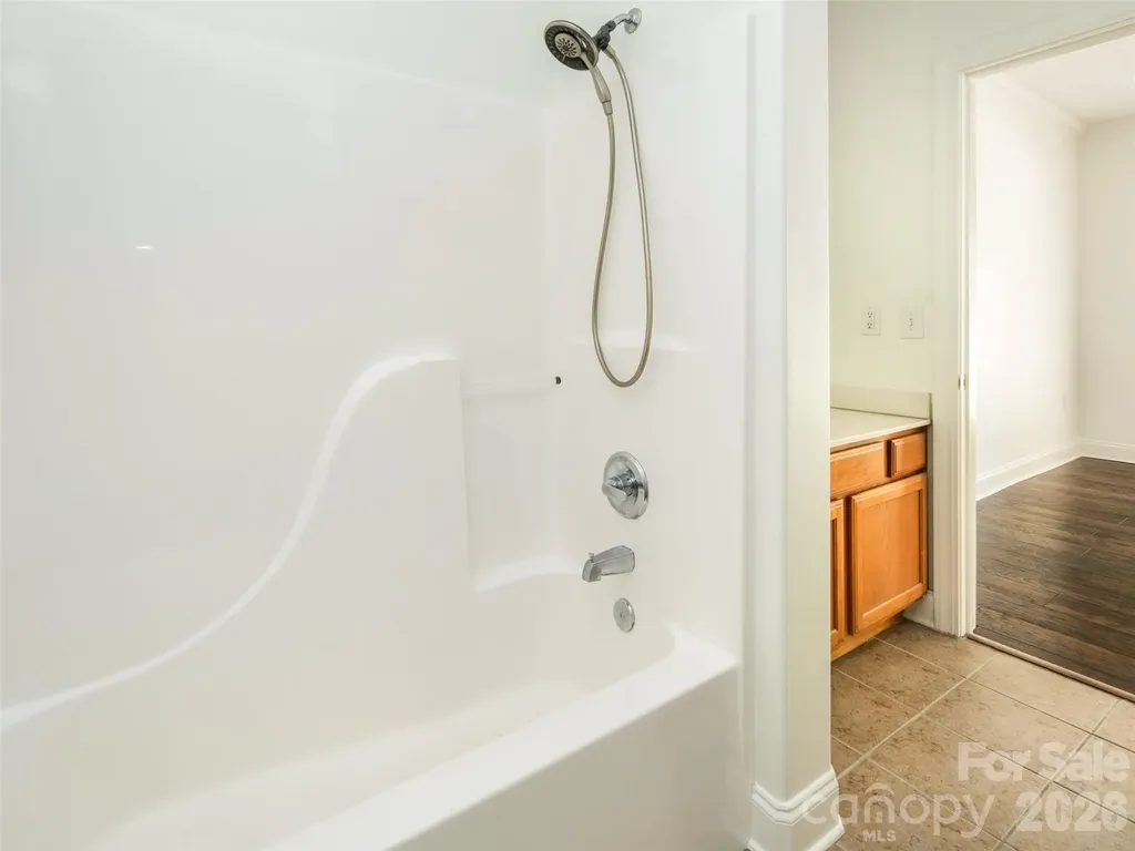 876 W Pointe Drive Asheville NC 28806