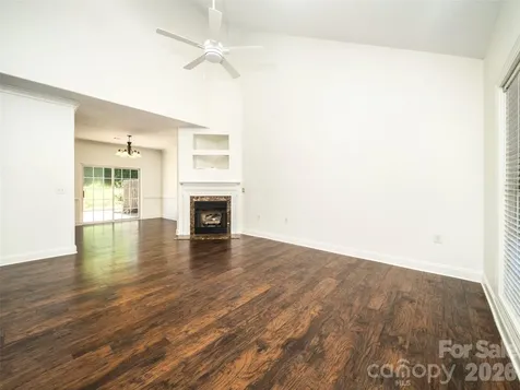 876 W Pointe Drive Asheville NC 28806