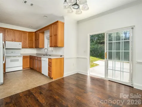 876 W Pointe Drive Asheville NC 28806