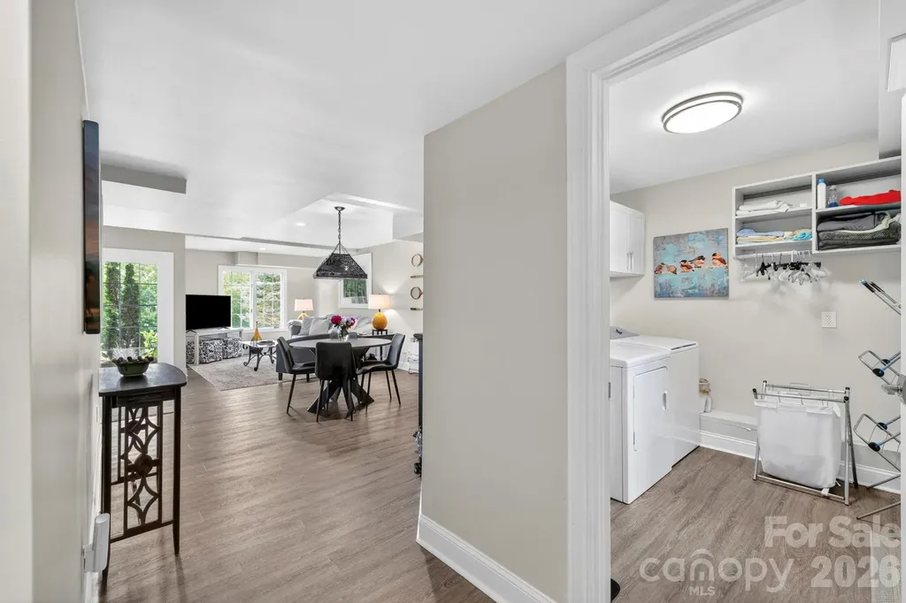 152 Skyview Circle Asheville NC 28804