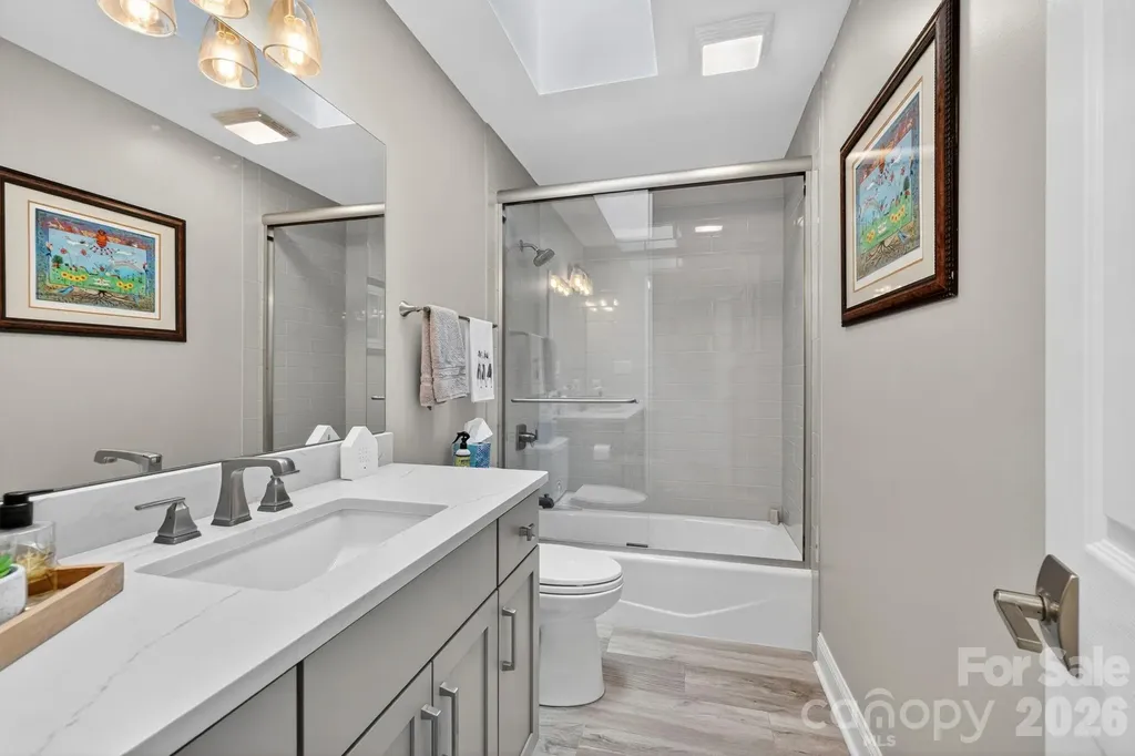 152 Skyview Circle Asheville NC 28804