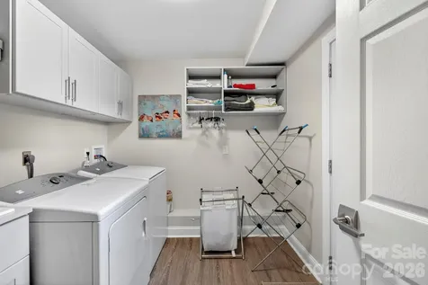 152 Skyview Circle Asheville NC 28804