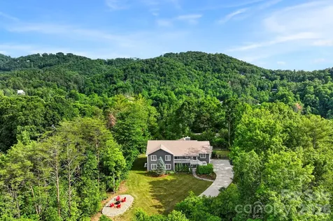 152 Skyview Circle Asheville NC 28804