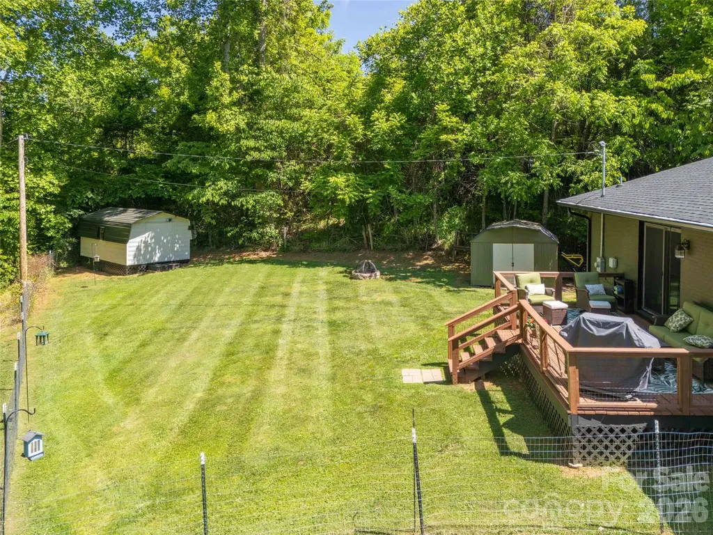 65 Poppy Lane Cullowhee NC 28723