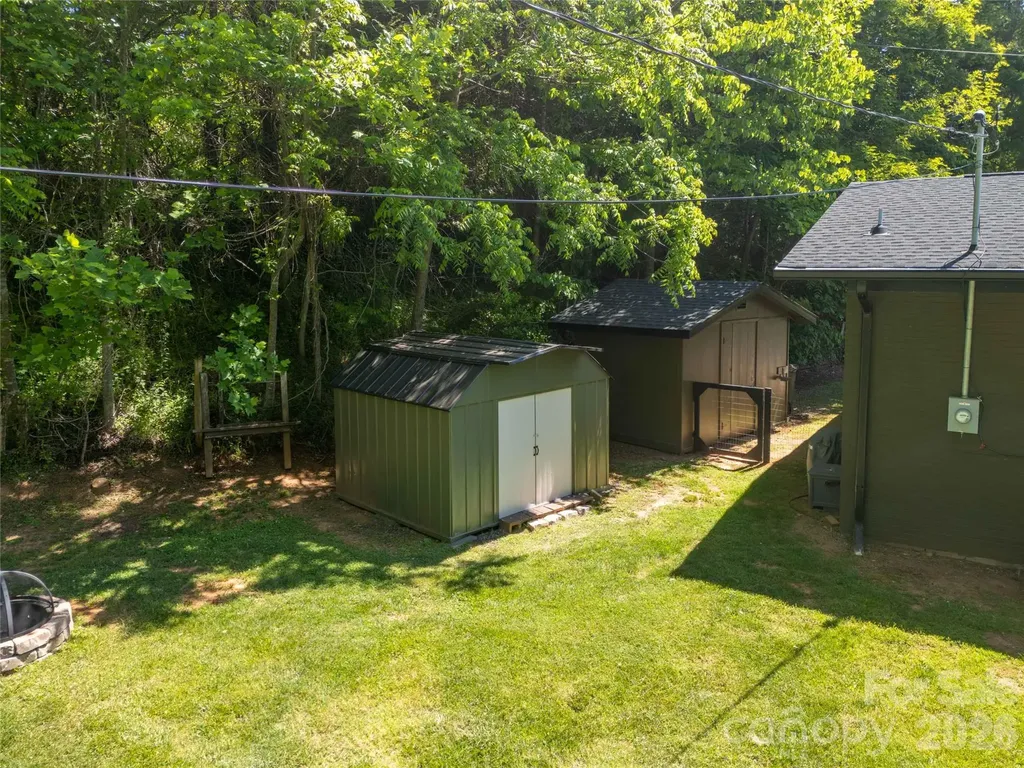 65 Poppy Lane Cullowhee NC 28723