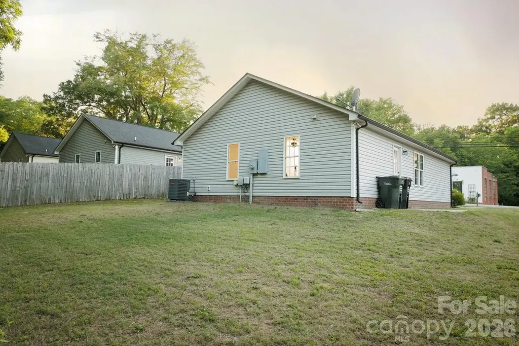 236 Cabarrus Avenue E Concord NC 28025