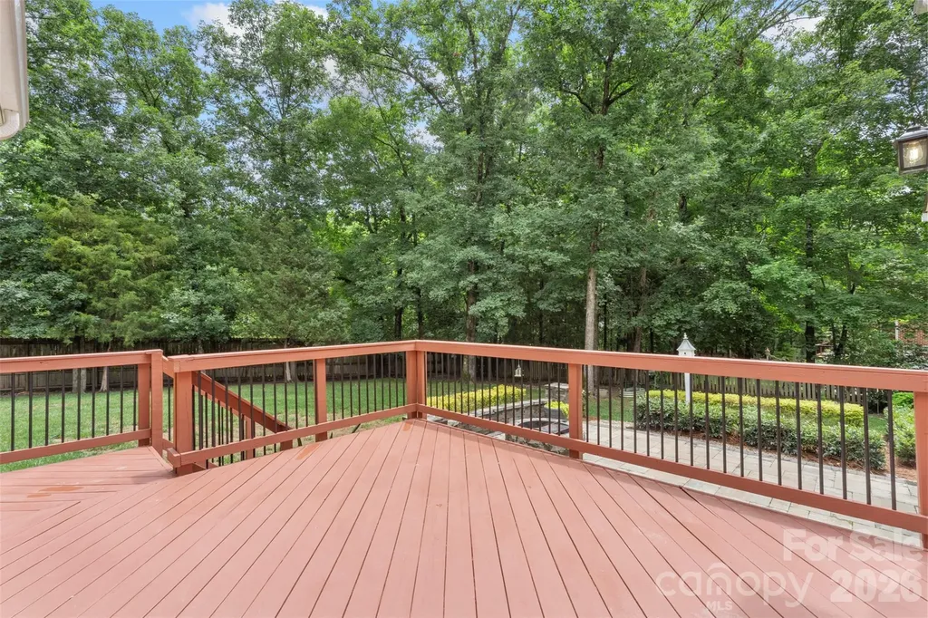 1111 Dobson Drive Waxhaw NC 28173