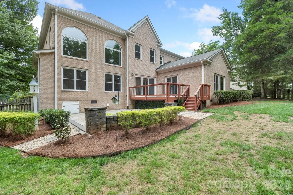 1111 Dobson Drive Waxhaw NC 28173