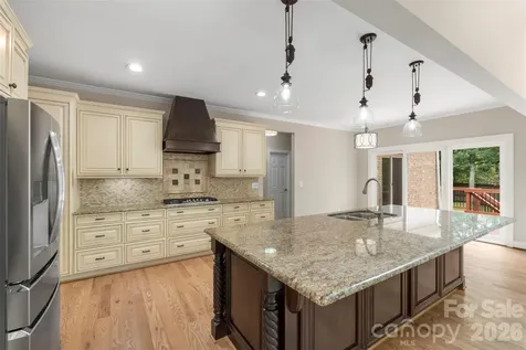1111 Dobson Drive Waxhaw NC 28173