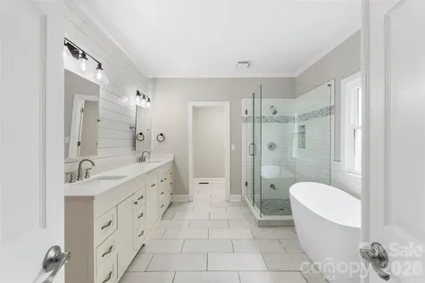 1111 Dobson Drive Waxhaw NC 28173