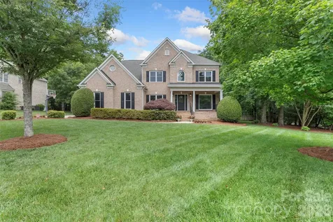 1111 Dobson Drive Waxhaw NC 28173