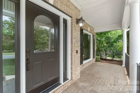 1111 Dobson Drive Waxhaw NC 28173