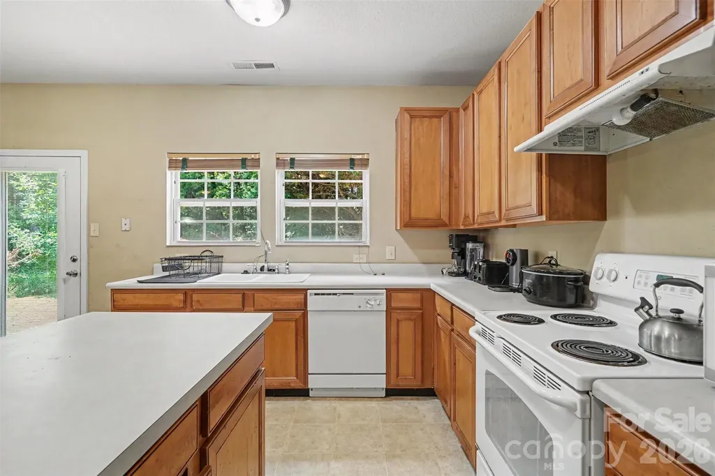 13933 Pinyon Pine Lane Charlotte NC 28215