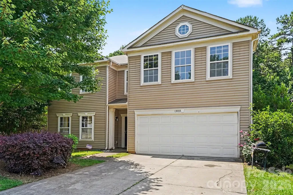 13933 Pinyon Pine Lane Charlotte NC 28215